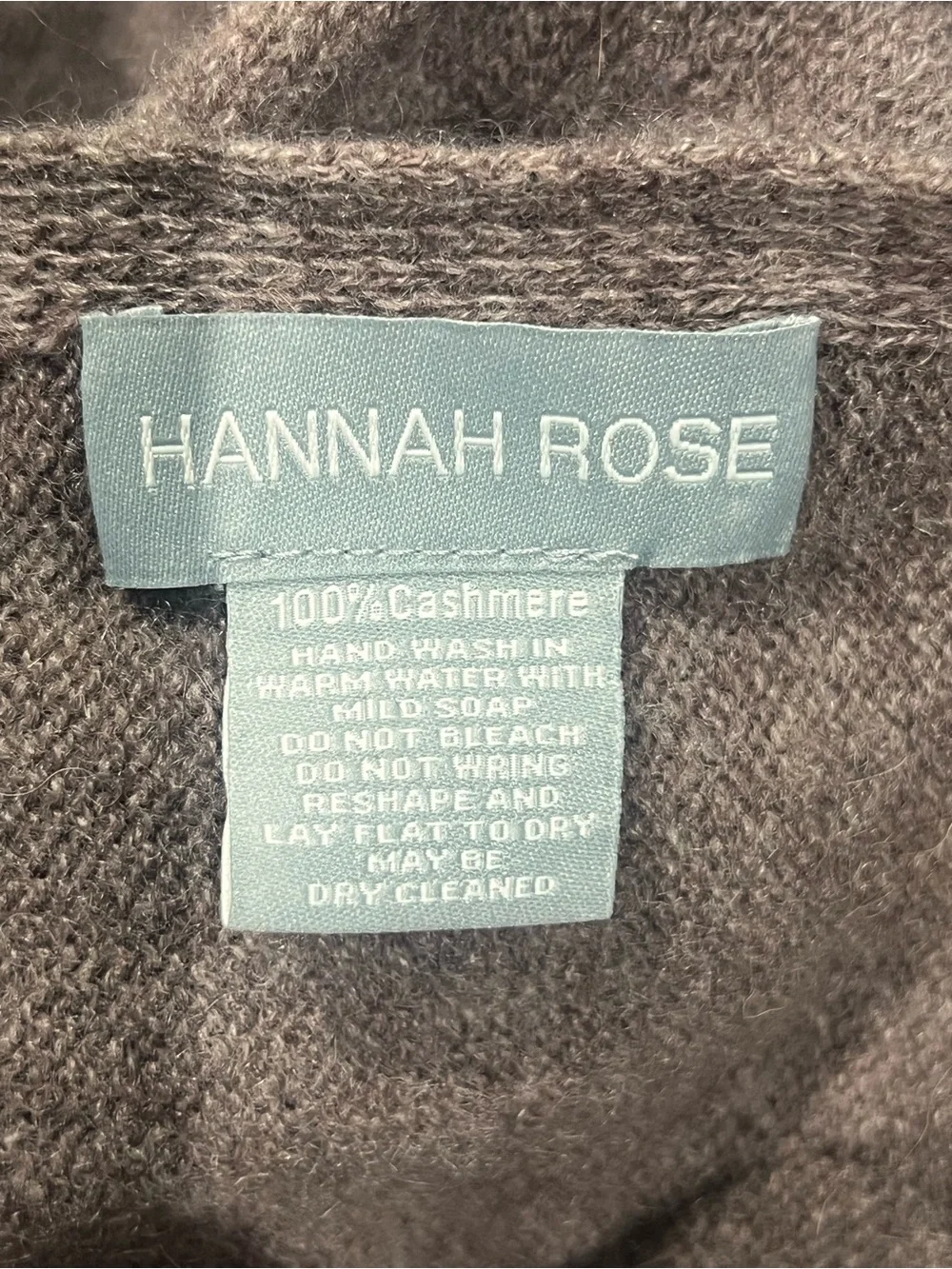 Cozy 100% cashmere Scarf in Mauve Brown